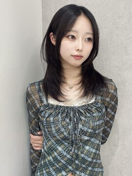 ジーナ 福岡天神(Zina) 韓国レイヤーカット/ミディアムレイヤー/Zina福岡天神