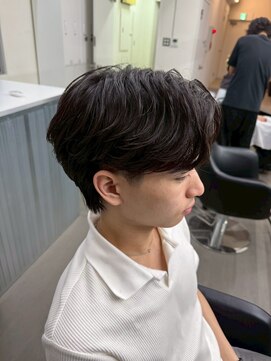 プルーブトウキョウ 渋谷(PROVE TOKYO) センターパート　ニュアンスパーマ