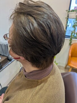 グリーン(Green) 明るめカラー