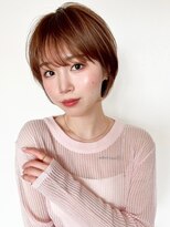 ビーチ(BEACH) イメチェン ピンクベージュ 前髪 大人ショート 似合わせカット