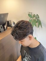 オートクチュール ランコントレ(Haute Couture Rencontrer)&nbsp;【大人かっこいい】フェザーパーマ×テーパーフェード