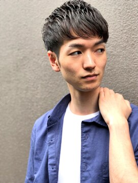 クオンヒール 淀屋橋店(QUON HEAL) スペインカール/スパイキーショート/フェザーパーマ/フェード〇