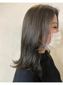 リノカヒリ(Lino kahili) アイスグレージュ×韓国風レイヤー