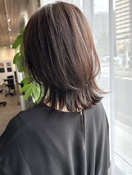 アットラップレーヴ(attrape-reve) 【attrape-reve】アッシュブラウン/くびれミディアム/白髪染可