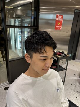 フランクスバーバーザスタンド(Frank’s barber the stand) メンズビジネスツーブロックパーマショートバーバーF