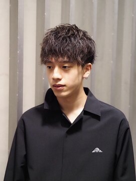 サン(3) ソフトツイストパーマ　マッシュ　刈り上げ　ショート　3