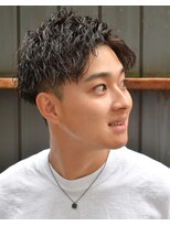 フリーク バーバーショップ 都島店(FREAK BARBER SHOP) 黒髪ツーブロックアップバング無造作ツイストスパイラルパーマ