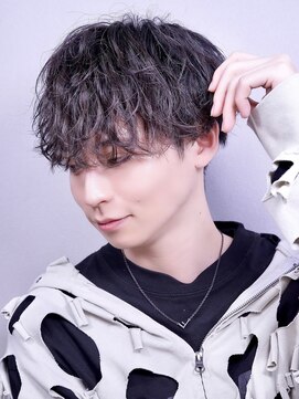 アイトーキョー 渋谷(AI TOKYO) アッシュブラック波巻きパーマ