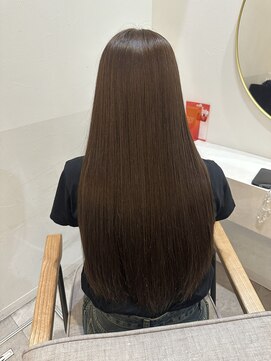 ラビス クローバー(Lovis clover) 『ゆうあ』マロンベージュ♪♪セミディ/姫カット