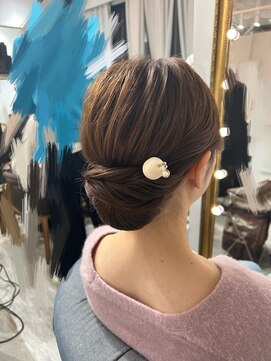 セット アンド バイ ルゥーダ 品川駅前店(SET and..by Rouxda.) シンプルシニヨン