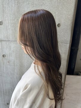 ユイト(uit) 《　フェィスフレーミング　》