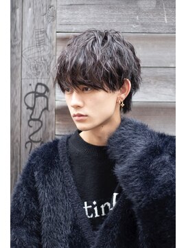 ユーフォリア 渋谷グランデ(Euphoria SHIBUYA GRANDE) センターパート七三ツーブロックビジネススパイラルパーマ