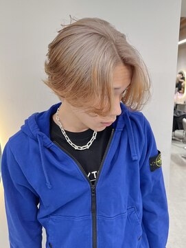 ソル ジングウマエ(SOL JINGUMAE) ☆センターパート×デザインカラー×エンドカラー×ベージュ