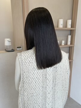 ミュゼプリュム(Musee plume) オリーブグレーカラー