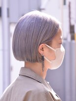 ロムロクウェット(L'HOMME ROQUETTE)&nbsp;ホワイトシルバー×ミニボブ