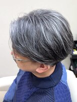 ソレリア(Soleria)&nbsp;筋感ハイライト/イケオジヘア/無造作ヘア/白髪ぼかしハイライト