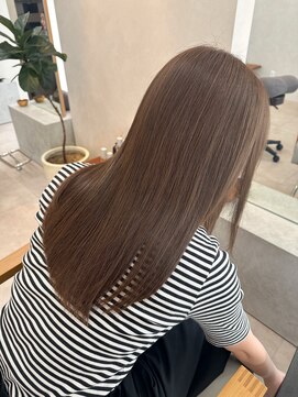 イルプロム 御厨店(illuprom.) ヘーゼルベージュ