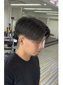 刈り上げ薄めセンターパート