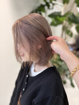 リル 茅ヶ崎(Liru:) 【ほのか】ブリーチ1回ピンクベージュ