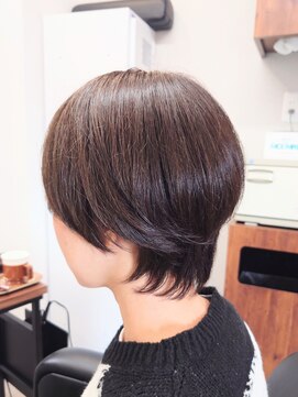 シェーレ(Schere) ショートウルフスタイル