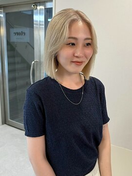 エトレ(etore) 透明感ケアブリーチ/ホワイトベージュ/レイヤーカット