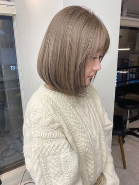 ヌイ 横浜(nui) クリアベージュボブ_ネオウルフ外ハネボブアッシュブラウン