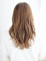 ヘアメイク ナル(hair make nalu) ドライな質感のミックスカールスタイル