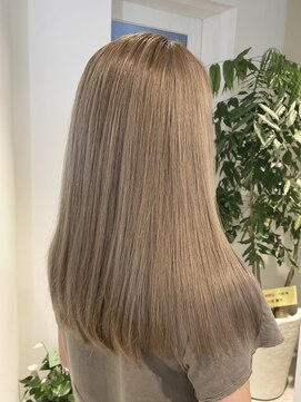 トゥ(to) 【ベージュ】モーヴカラー,透明感