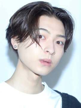 リップス 表参道店(LIPPS) 緩めパーマのセンターパート【オリーブベージュ】