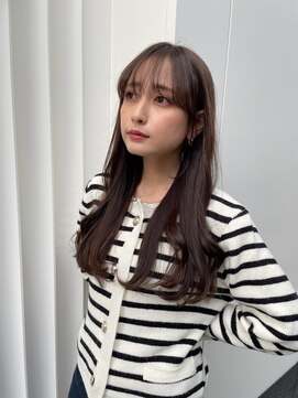 アイユー(ii+U) ビターブラウン　髪質改善　シースルーバング　ゆる巻き　韓国