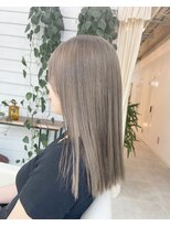 ジゼル 博多筑紫口店(GiseL)&nbsp;ホワイトベージュ