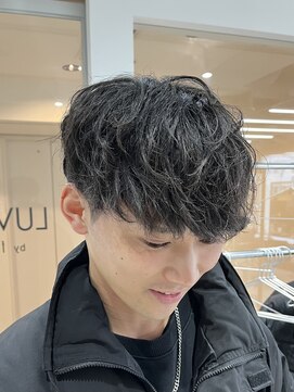 ラヴィズムバイフィフス(LUVISM by fifth) 無造作パーマニュアンスパーマ刈り上げ万代新潟駅
