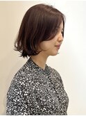 ピンクブラウンカラーのレイヤーボブヘアー