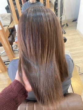 グランバイ アトリエドングリ(Grand × AtlierDonguri) お客様髪質改善データ1462（白髪ぼかしカラー）