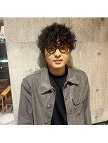 ソルト(Salt)&nbsp;クセを活かしたパーマ風スタイル