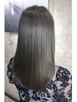 アブルトゥーヘアー(able to hair)&nbsp;透明感際立つカーキグレージュColor★