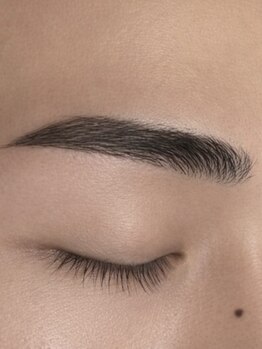 ルシードスタイルレシス(LUCIDO STYLE Les CYS)の写真/ヘアだけでなく、ご一緒に眉毛や髭のお手入れもして帰りましょう！セルフケアでは難しいケアもお任せ下さい