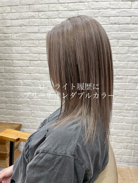 ループ(LOOP) ローライト履歴にブリーチダブルカラー