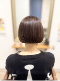 艶感ナチュラル内巻きコンパクトボブ大人女性小顔見せシルエット