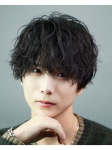 トレンドスタイル【シャドウパーマ】緩く柔らかい質感のパーマでプロがアイロンした様な仕上りで大人気ヘア