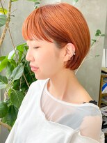 テトヘアー(teto hair)&nbsp;ショートボブ　オレンジカラー　ボブ　簡単スタイリング　耳かけ