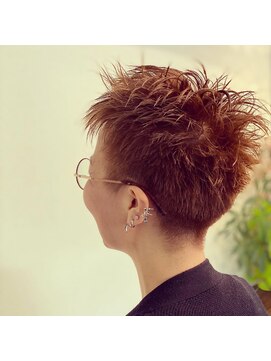 チアロヘアー ベリーショート
