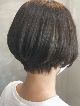 ソイルバイロミー(soil by ROMMY) 360度美フォルムショート/横浜髪質改善