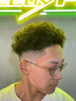 グリーディーフォックス 代々木(Greedy FOX)&nbsp;コンマヘア/センタ-パ-ト/ツイストスパイラル/スキンフェード