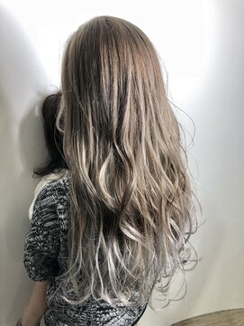 アフィナー(Afinar) 【横浜/Afinar】gradation×milk tea beige★