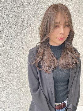 カットアンドトータルビューティ ヴァンキャトル(Cut&Total Beauty VINGT QUATRE) レイヤースタイル【ミルクティーベージュ】