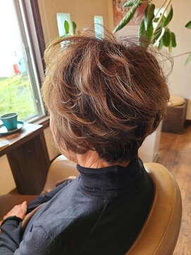 アンクールヘアー(un coeur hair) エレガントショート♪