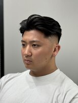 ヘアーラボ 樟葉(Hair Labo)&nbsp;かきあげ スキンフェード 南楠葉