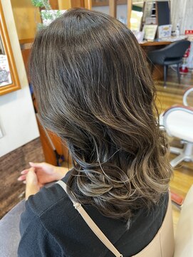 ルアージュ 調布店 [髪質改善/ヘッドスパ/ハイライト/白髪染め/調布]