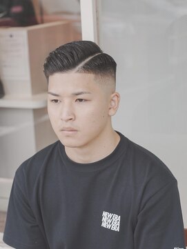 プロ バーバーショップ(PRO BARBER SHOP) ハードパートスキンフェード